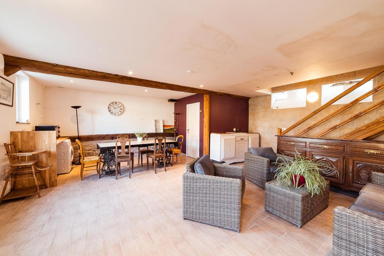 Maison Calme 14 Personnes, Piscine, Jardin Et Parking Buchères المظهر الخارجي الصورة