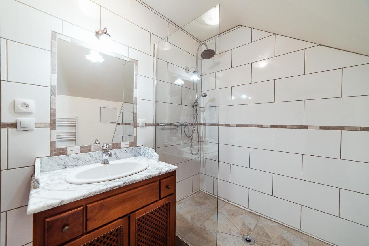 Maison Calme 14 Personnes, Piscine, Jardin Et Parking Buchères المظهر الخارجي الصورة